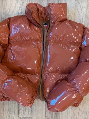 Meredith Marks Après Ski Team Rusty Orange Shiny Puffer Jacket | sz L